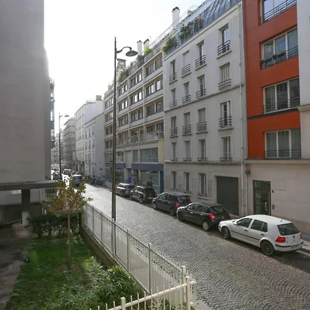 Bright Pied-a-terre Eiffel Tower 4 People Apartment *